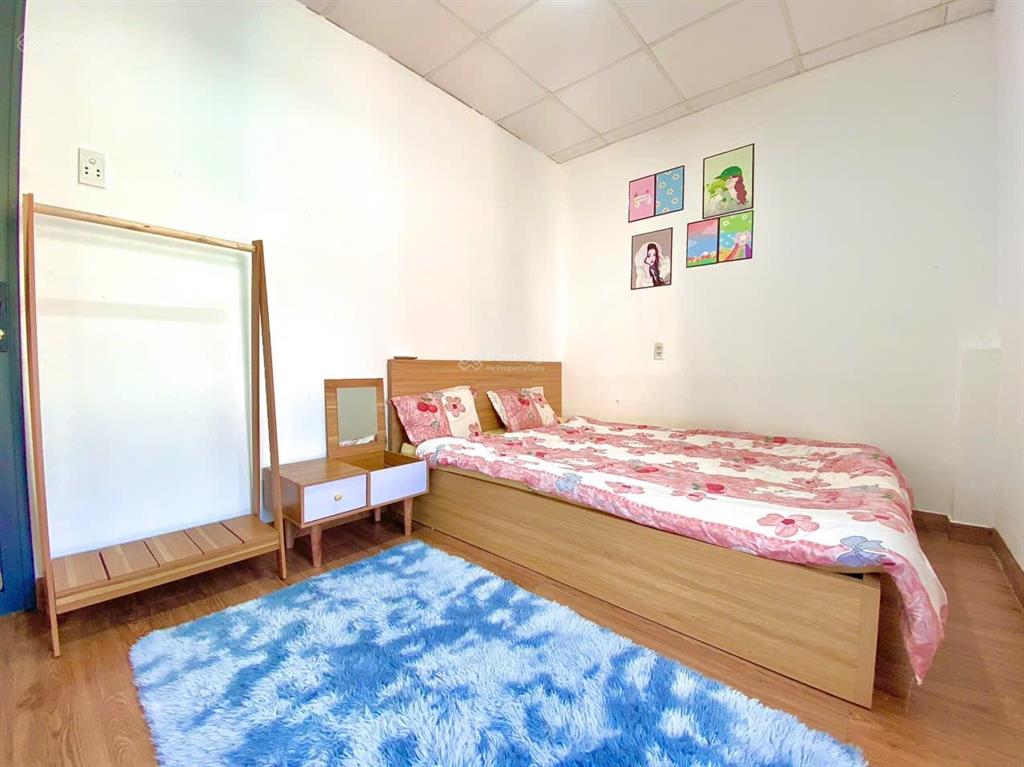 2 phòng ngủ đường ô tô nằm ngay khu sầm uất phan xích long, cách bờ kè trường sa chỉ 2' đi bộ