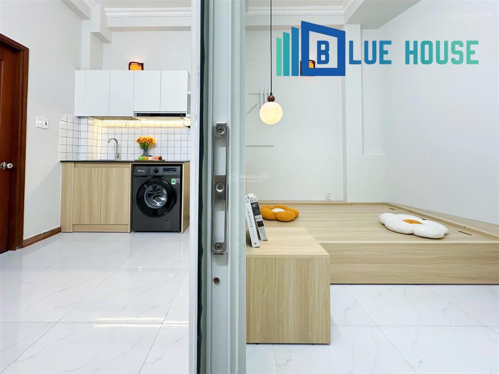 1 phòng ngủ đầy đủ công năng, nằm ngay công viên gia định, cách sân bay chỉ 5' đi xe