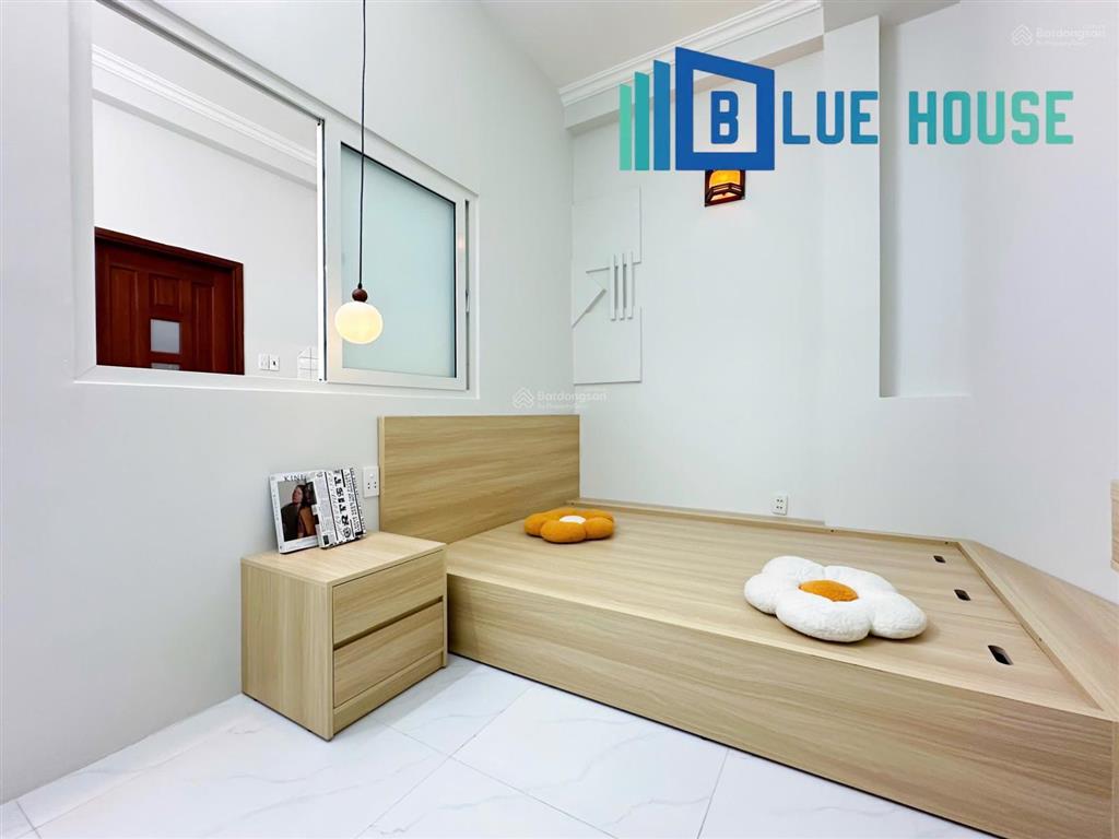 1 phòng ngủ đầy đủ công năng, nằm ngay công viên gia định, cách sân bay chỉ 5' đi xe