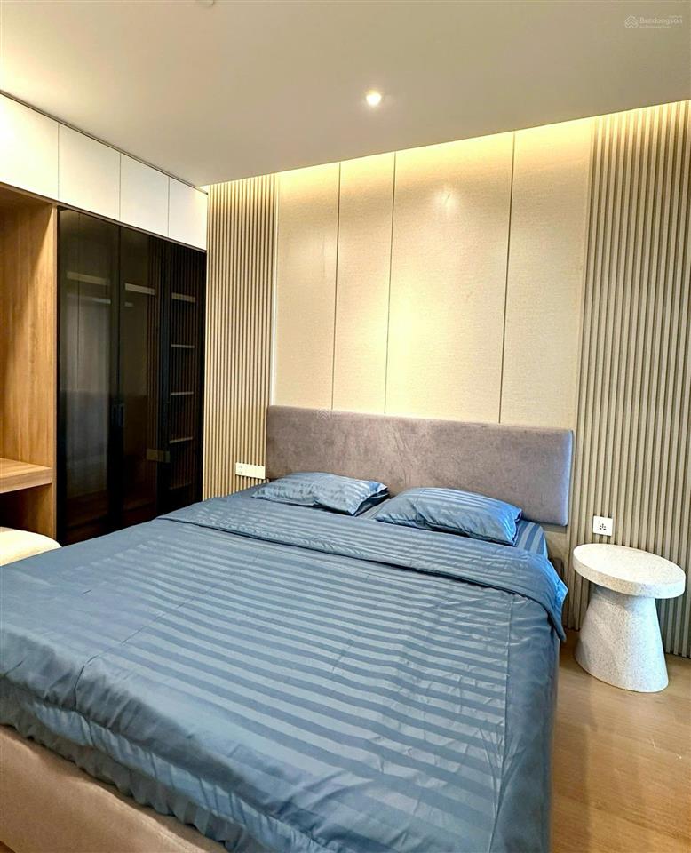 Căn hộ 2pn, 2wc tại sam towers, bán gấp 5,2 tỷ, 68m2, view trực diện sông, pháo hoa