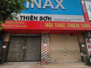 Cho thuê mặt bằng trung tâm quận kiến an, dtsd 800m2, ngang 10m, nhà 2.5 tầng lô góc cực đẹp