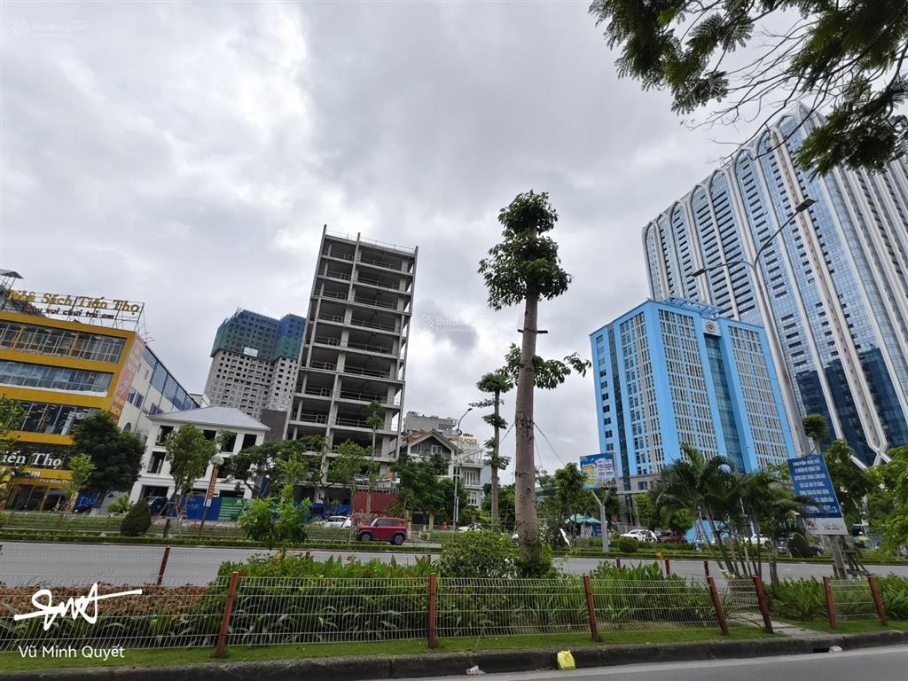 Bán khách sạn 21 phòng mặt đường hoàng thế thiện tuyến 2 lê hồng phong, view hồ, có pccc