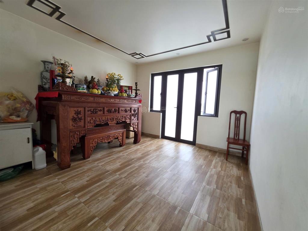 Bán nhà 4 tầng độc lập gần hồ phương lưu, lộc vừng đỏ, dt 70m², ngang 4m, ngõ cực nông ô tô đỗ cửa
