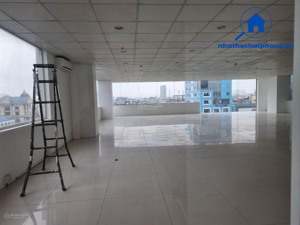 Cho thuê nhà mặt đường tô hiệu, dt 300m2, mt 8.4m, nhà 4 tầng thông sàn, có hầm để xe, pccc đầy đủ