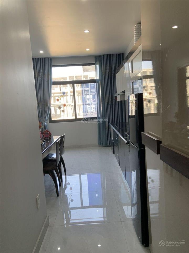 Bán nhà liền kề khu san hô 1 vinhomes marina, dt 105m2, nhà 5 tầng thang máy đang cho thuê 45 tr/th