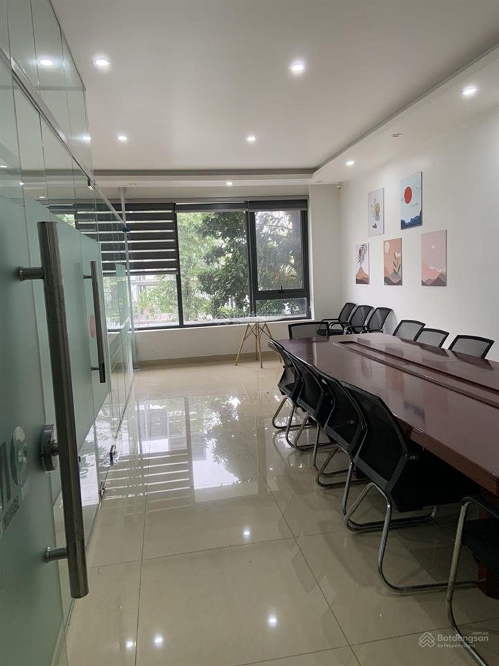 Bán nhà liền kề khu san hô 1 vinhomes marina, dt 105m2, nhà 5 tầng thang máy đang cho thuê 45 tr/th