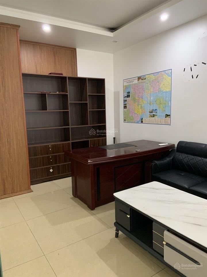 Bán nhà liền kề khu san hô 1 vinhomes marina, dt 105m2, nhà 5 tầng thang máy đang cho thuê 45 tr/th