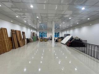 Cho thuê nhà mặt đường võ nguyên giáp vị trí cực đẹp, dtsd 400m2, ngang 10m, nhà 2 tầng thông sàn