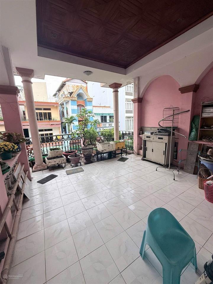 Bán nhà hoàng hoa thám 172m (6x28.4m) 3 tầng, 11pn hẻm ô tô