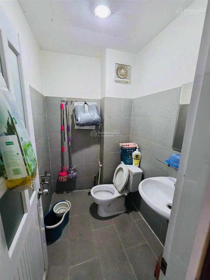 Hẻm 4m nguyễn đình chiểu q3. (3.6m x 7m). 5 tầng btct. giá 7.3 tỷ tl