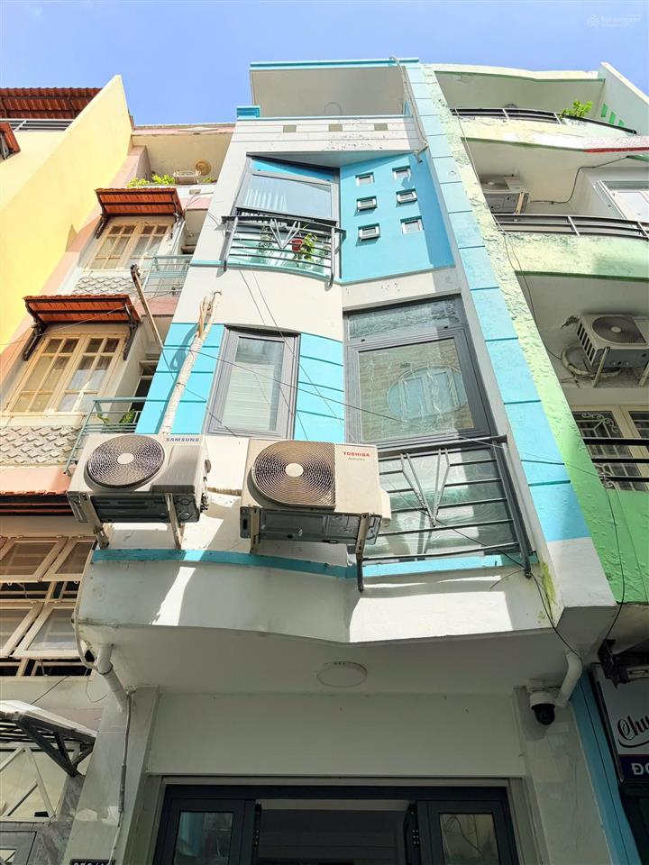 Hẻm 4m võ văn tần q3. nhà nở hậu. 4 tầng đúc. giá 8.2 tỷ tl