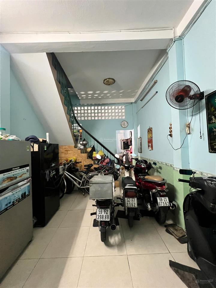 Hẻm xe hơi trải nhựa nguyễn thiện thuật (3.6m x 11m), 3 tầng đúc. giá 9.5 tỷ tl