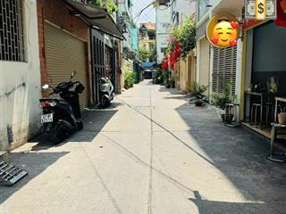 Hẻm xe hơi gần mt thành thái q10. (3.7m x 11m, nở hậu). nhà cũ tiện xây. giá 8 tỷ tl