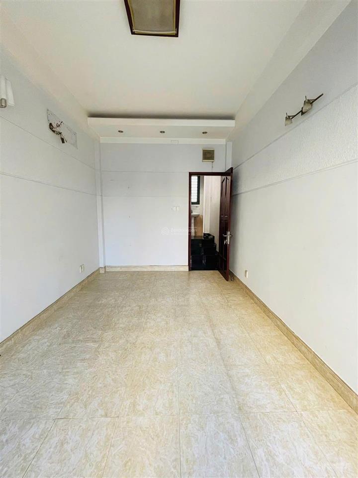 Mặt tiền kinh doanh khu cư xá đô thành q3. 4 tầng sân thượng. giá 8.7 tỷ tl