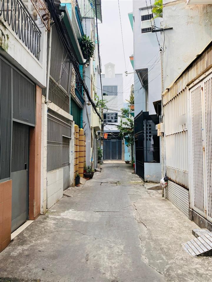 Bán nhà nhỏ hẻm 3m sát mt hồ bá kiện q10. (16m2). 2 tầng. giá 2.9 tỷ tl