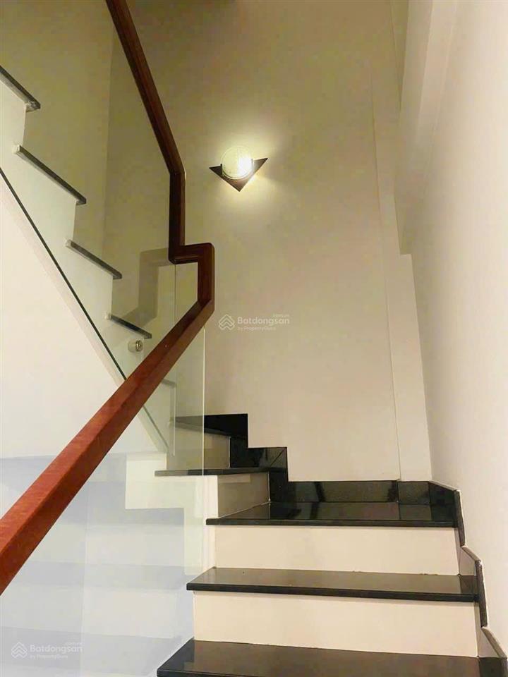 Hẻm xe hơi nguyễn đình chiểu (3.5m x 10m). 5 tầng đẹp. giá 8.5 tỷ tl