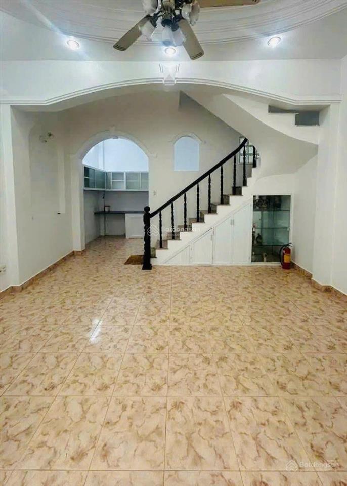 Bán nhà ngang lớn 5m trần quang diệu. (5m x 8m). 4 tầng btct. giá 8.7 tỷ tl