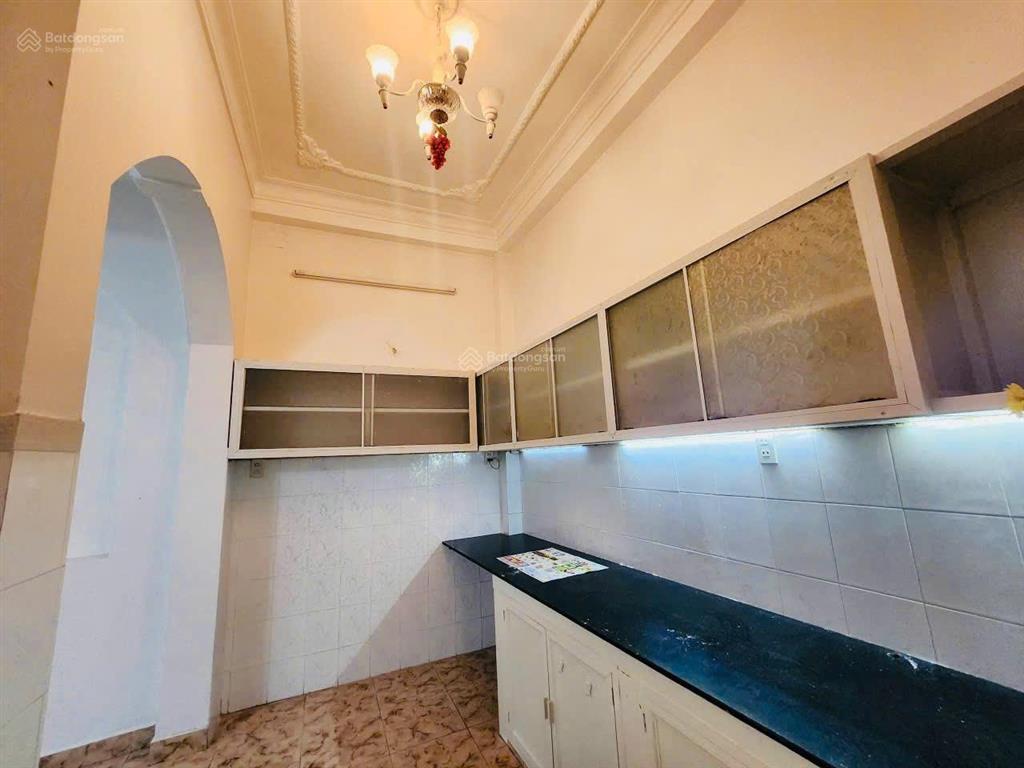 Bán nhà ngang lớn 5m trần quang diệu. (5m x 8m). 4 tầng btct. giá 8.7 tỷ tl