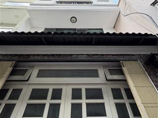 Hẻm 3m trần quang diệu q3. (4.5m x 8m). 5 tầng btct mới. giá 8 tỷ tl