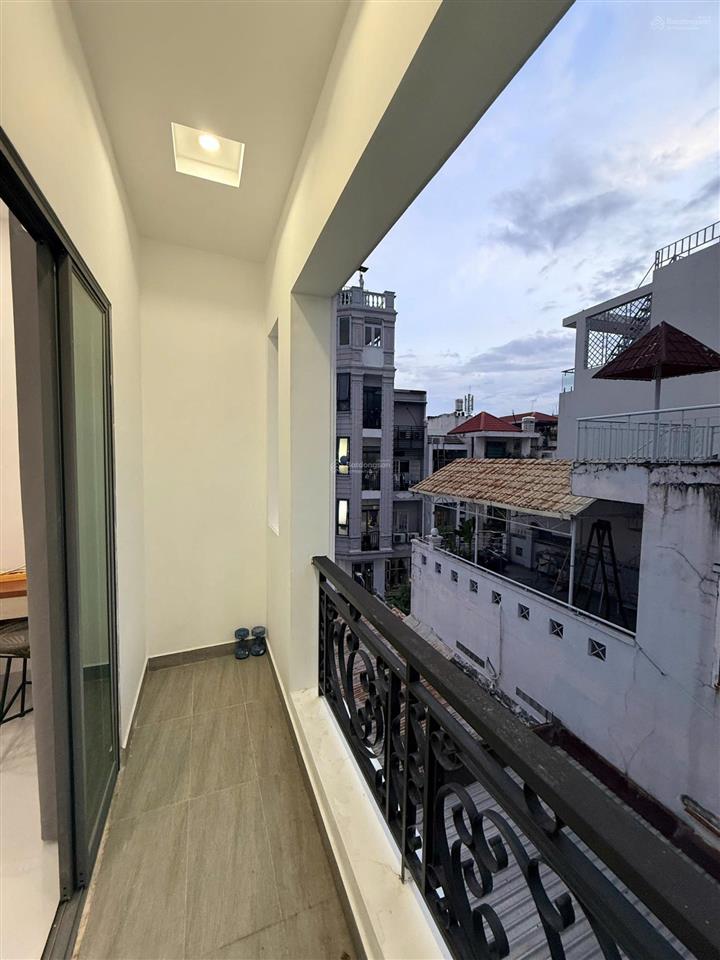 Hẻm 3m trần quang diệu q3. (4.5m x 8m). 5 tầng btct mới. giá 8 tỷ tl