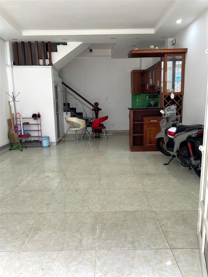 Hẻm 3m trần quang diệu q3. (4.5m x 8m). 5 tầng btct mới. giá 8 tỷ tl