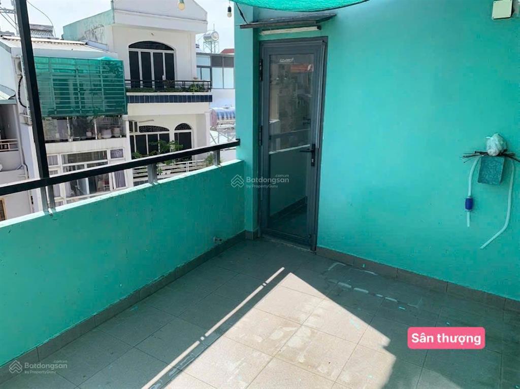 Sau lưng căn mt nguyễn hiền q3. (25m2). 4 tầng đúc btct. giá 5.5 tỷ tl