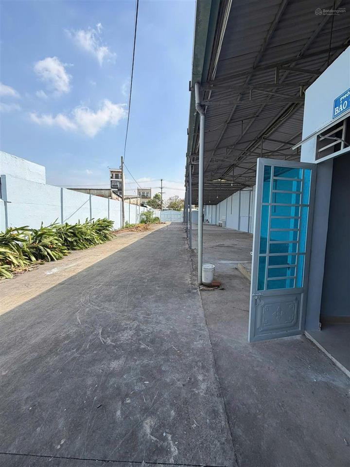 Cho thuê kho, nhà xưởng tại trần hưng đạo, 140 triệu, 1700m2, chính chủ giá tốt