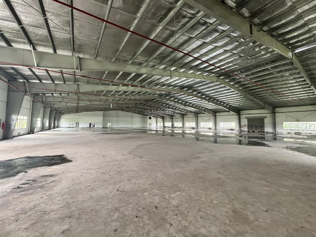 Cho thuê khuôn viên kho trong khu công nghệ cao q9