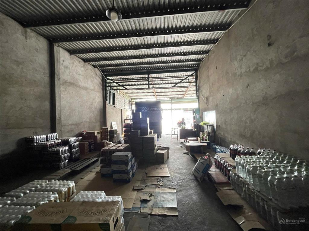 Cho thuê kho đường nhánh lê văn việt gần nguyễn văn tăng 260m2 giá rẻ