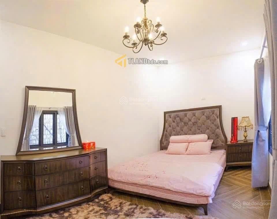 Villa sân vườn trái cây trung tâm góc hai mặt tiền