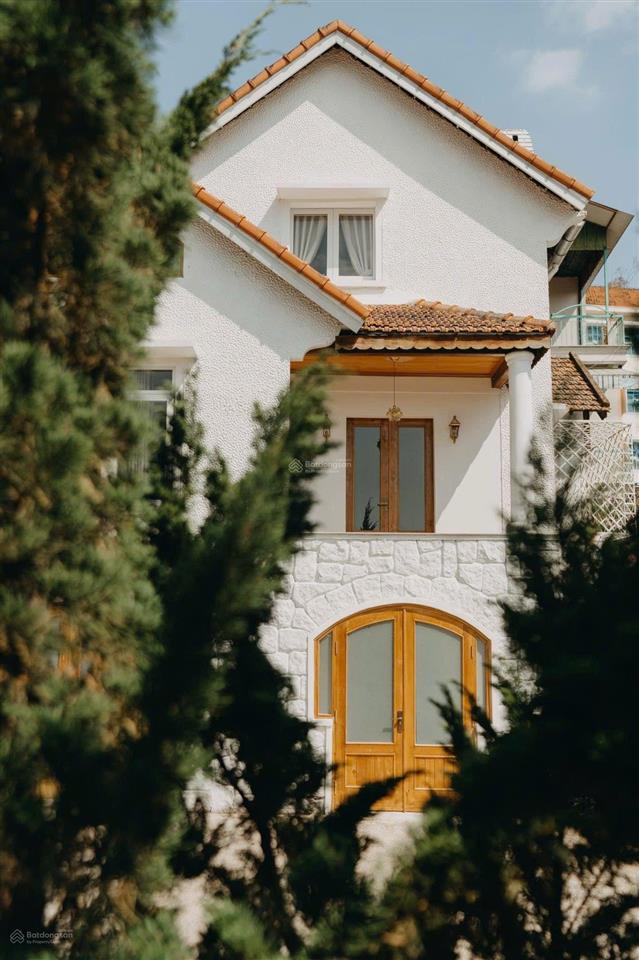 Villa cổ kính ngay phố ẩm thực hoàng diệu đà lạt