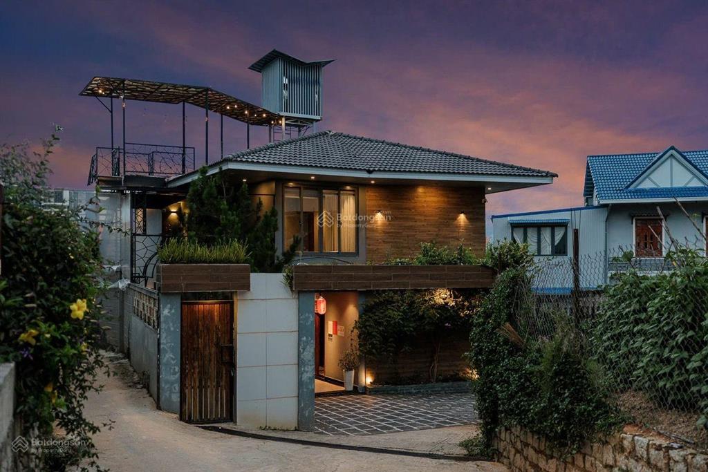Villa kinh doanh hẻm xô viết view đồi thông nội thất đẹp 1150m2