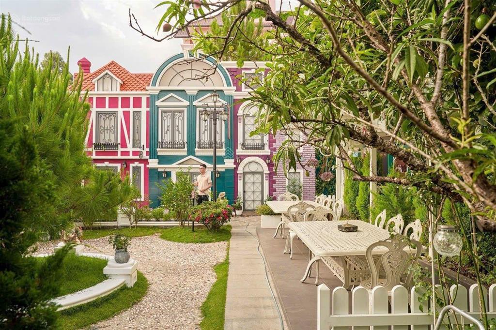 Biệt thự dic view đồi thông trùng điệp nhìn trực diện hồ tuyền lâm, thiết kế đẹp giá tham khảo tốt trong khu vực