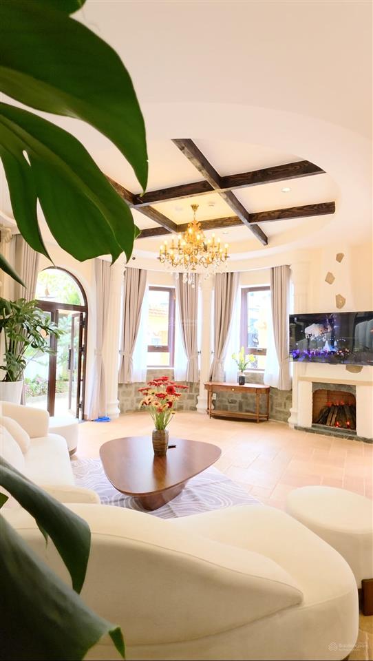 Biệt thự mới đẹp hạ giá sâu full nội thất khu chỉnh trang