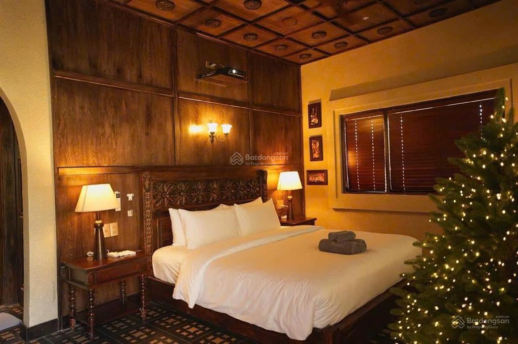 Villa khu view hoàng hoa thám 1673m2 giá 38 tỷ cách trung tâm hơn 2km