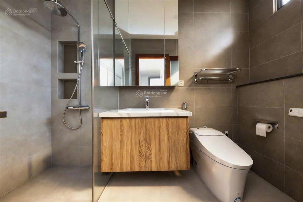 Biệt thự đẹp tại đà lạt có view nội thất cao cấp, gara rộng