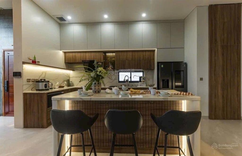 Biệt thự đẹp tại đà lạt có view nội thất cao cấp, gara rộng