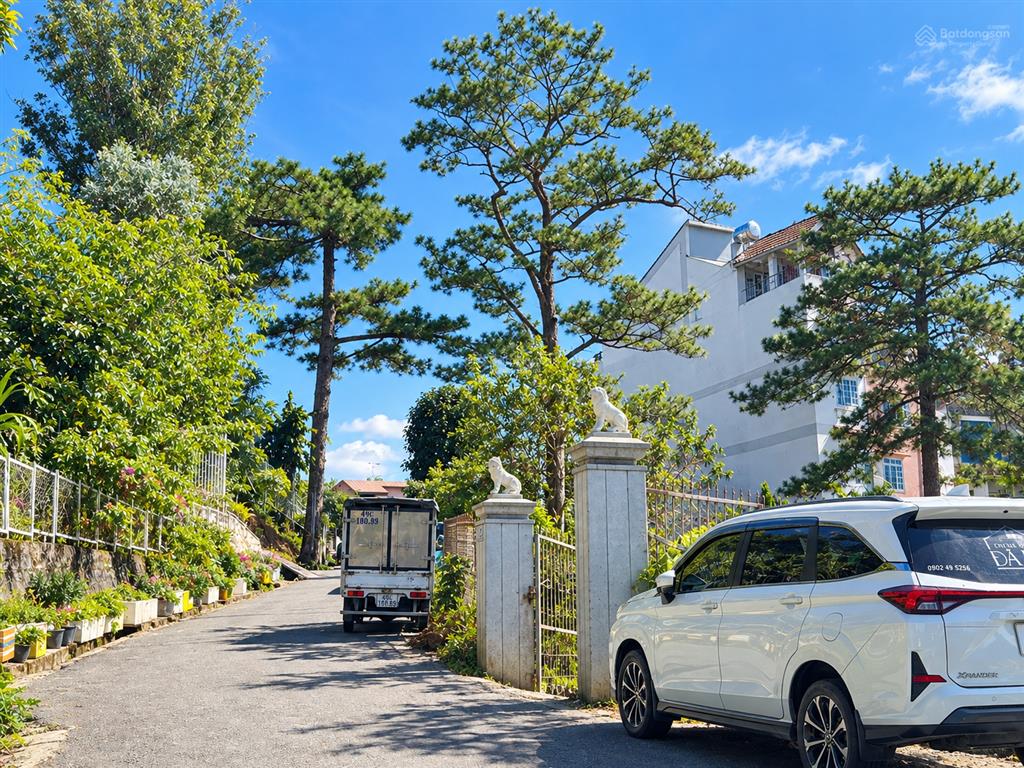 Đất góc hai mặt tiền chính view thông lợi hầm ngay chợ số 6 tiện ích