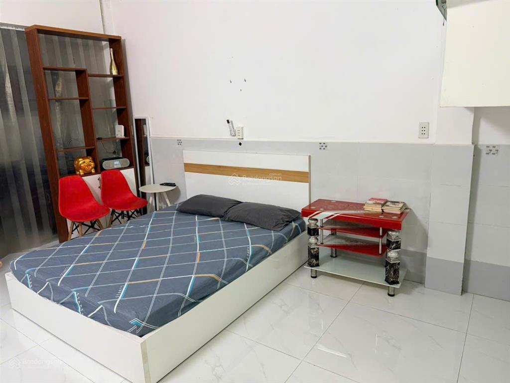 Nhà phố cho hộ gia đình hoặc 3 bạn sinh viên thuê