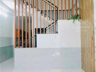 Cho thuê nhà mới xây 3pn 2wc có nội thất