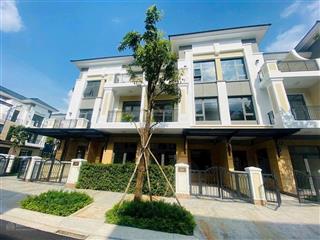Cho thuê nhà phố full nội thất verosa khang điền, liên phường q9
 dt 120m2
 kết cấu 3 lầu, 3pn.
