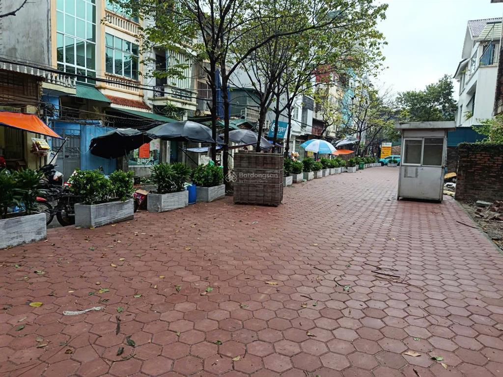 Biệt thự c37 bắc hà mặt phố vũ hữu  giá bán 44,2 tỷ, làm việc trực tiếp