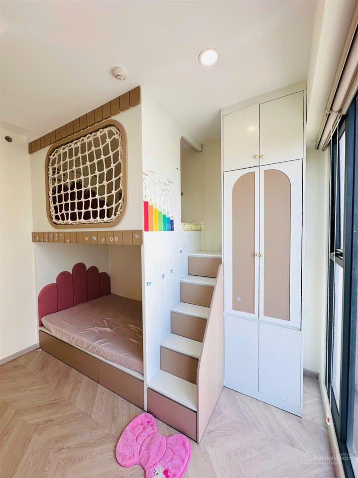 Bán căn hộ 2pn2wc full nội giá bán 4,650 tỷ