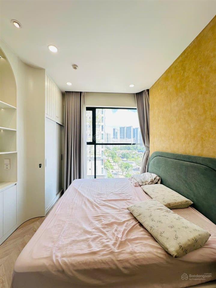 Bán căn hộ 2pn2wc full nội giá bán 4,650 tỷ