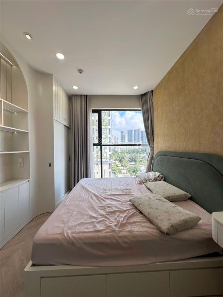 Bán căn hộ 2pn2wc full nội giá bán 4,650 tỷ