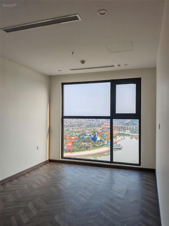 Bán căn 3pn2wc, giá 7,2 tỷ, view công viên 36 ha và bến du thuyền.