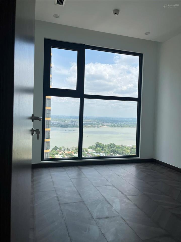 Bán căn hộ 3pn2wc | 100 m2  view công viên ánh sáng, 8,5 tỷ