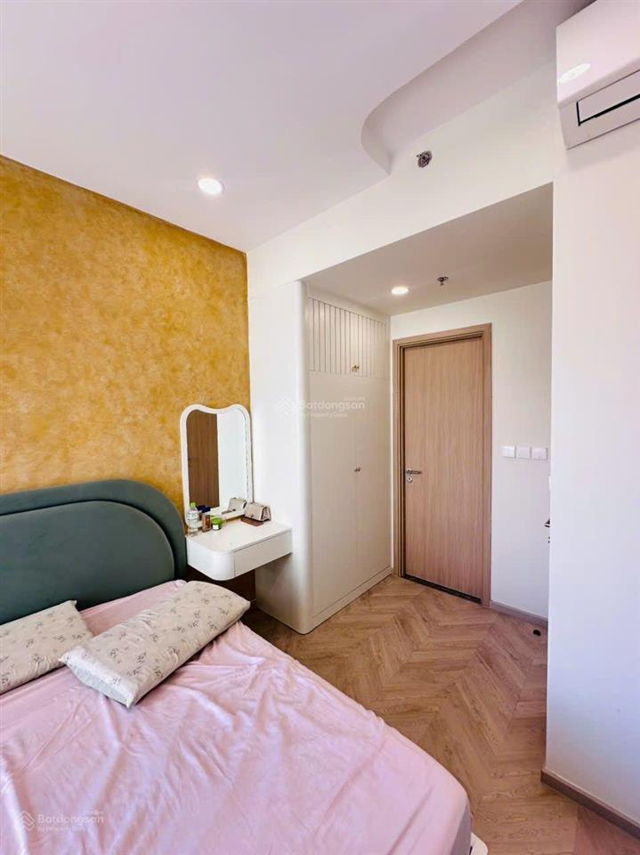 Bán căn hộ 2pn2wc full nội thất giá bán 4,650 tỷ