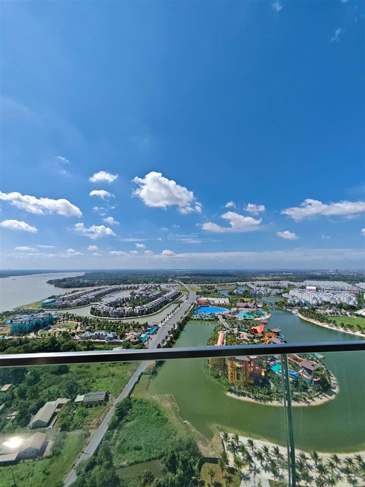 Cho thuê 3pn2wc full nội thất  the beverly  view công viên