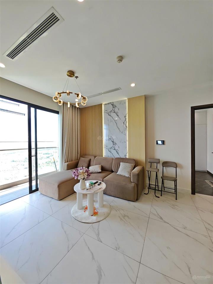 Cho thuê 3pn2wc full nội thất  the beverly  view công viên